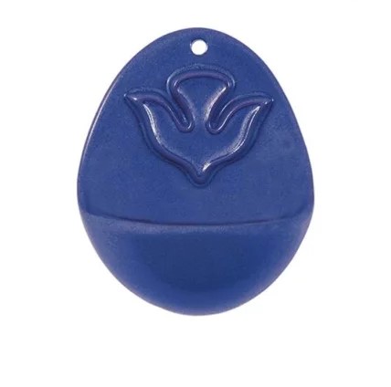 Weihwasserkessel aus Keramik in blau mit Taubesymbol
