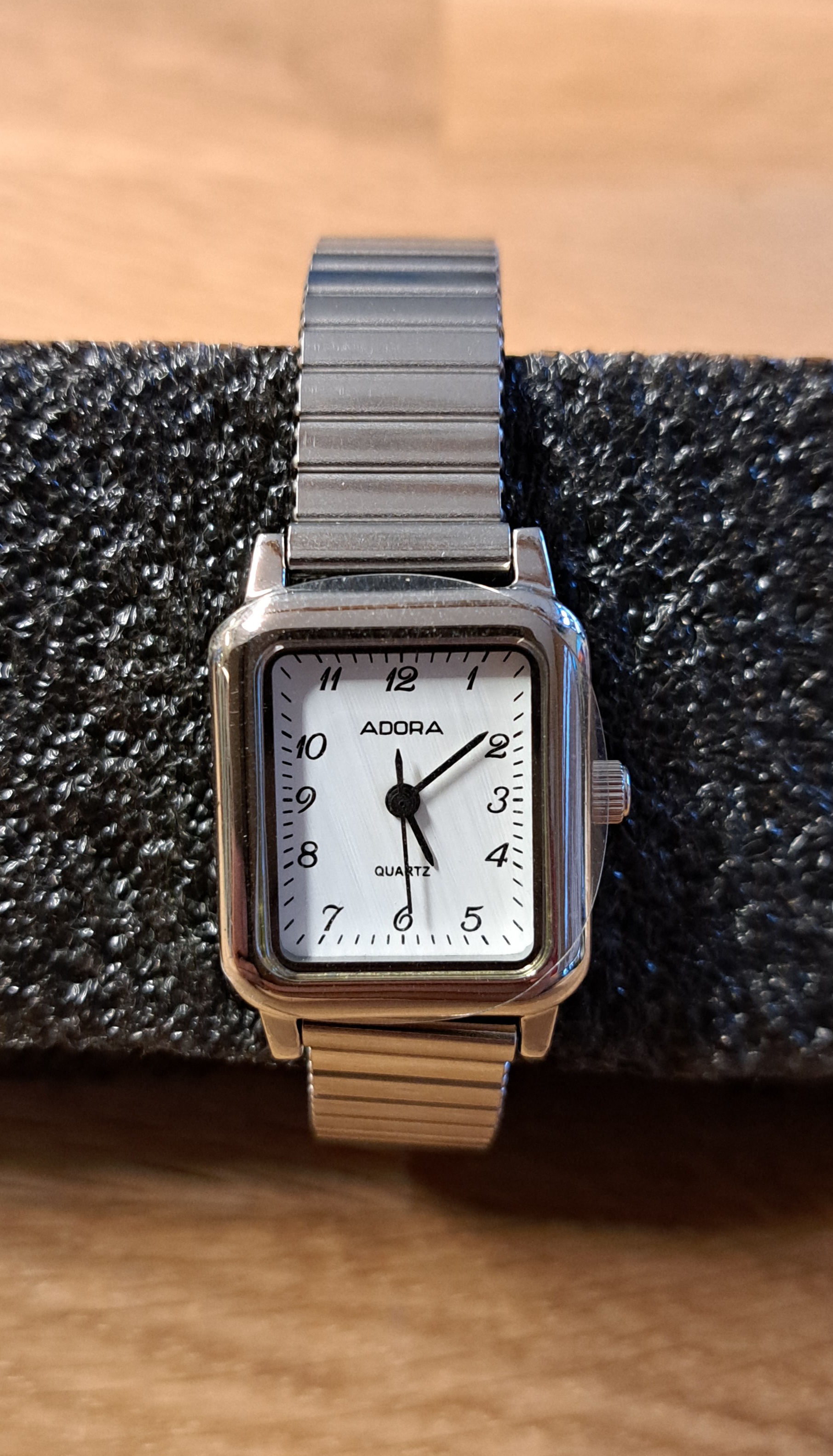 Adora S22L-02