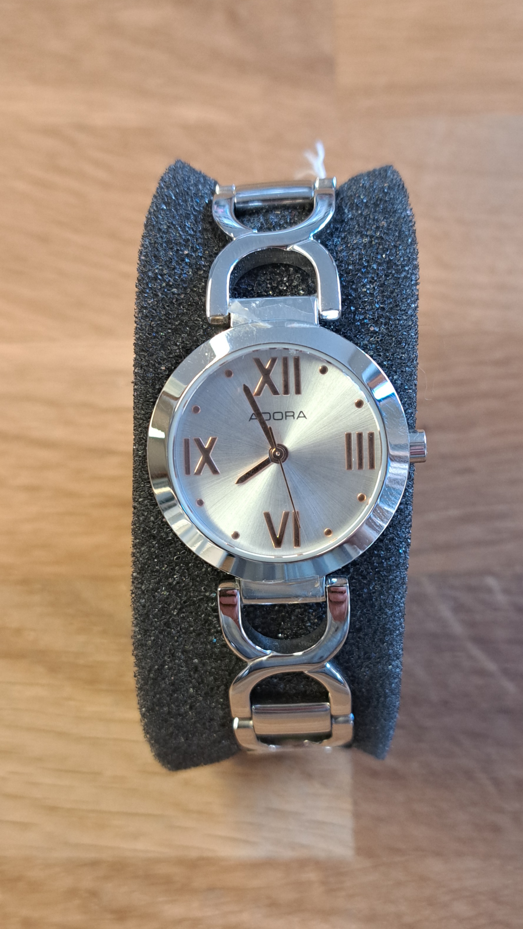 Adora G055