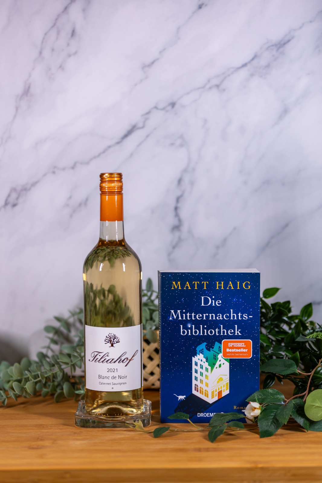Weinpaket:2021 Blanc de Noir Cabernet Sauvignon trocken Die Mitternachtsbibliothek/Haig